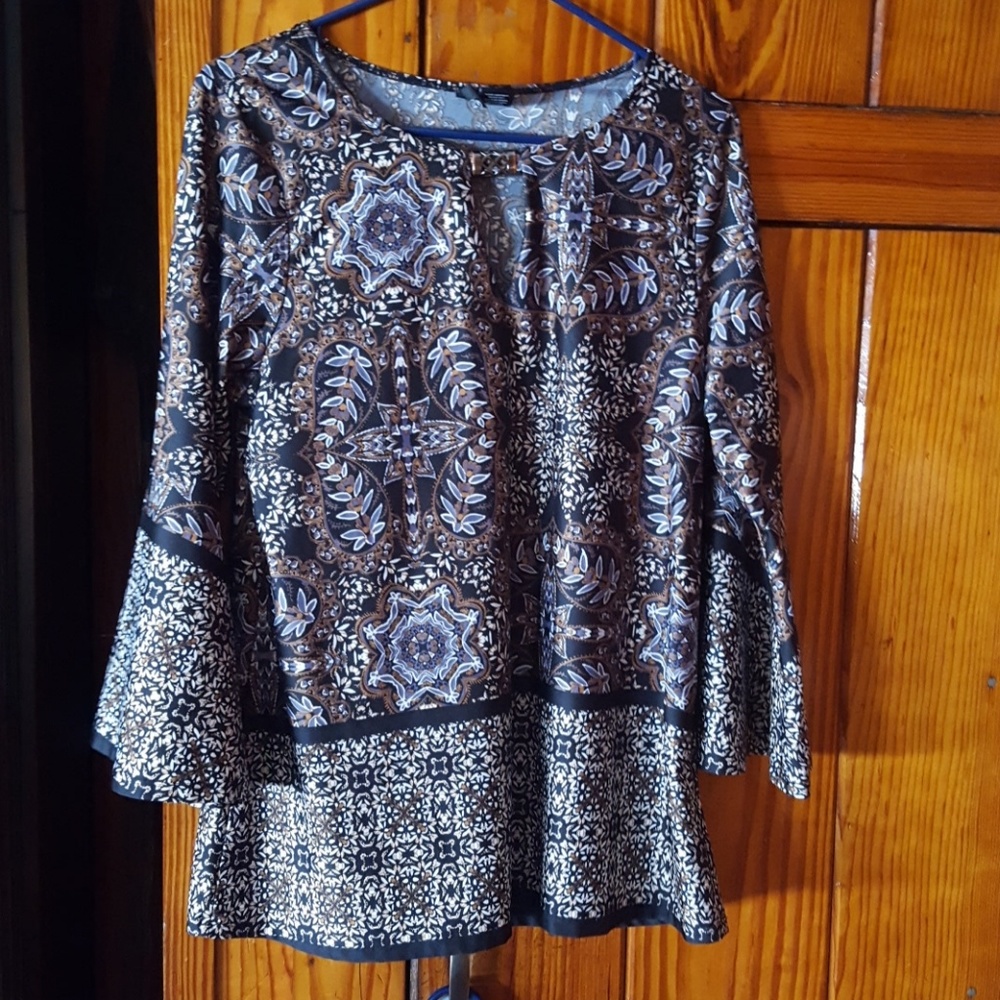 Long sleeve blouse